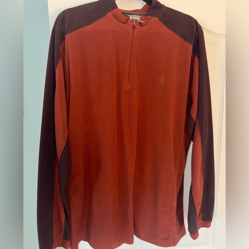 Men’s north face 1/4 zip